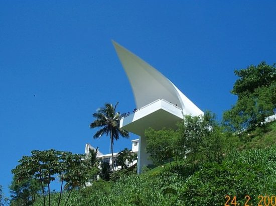 Memorial dos 500 Anos (Mirante Niemeyer) 